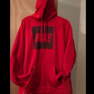 🚩Red Nike Sweater🚩
